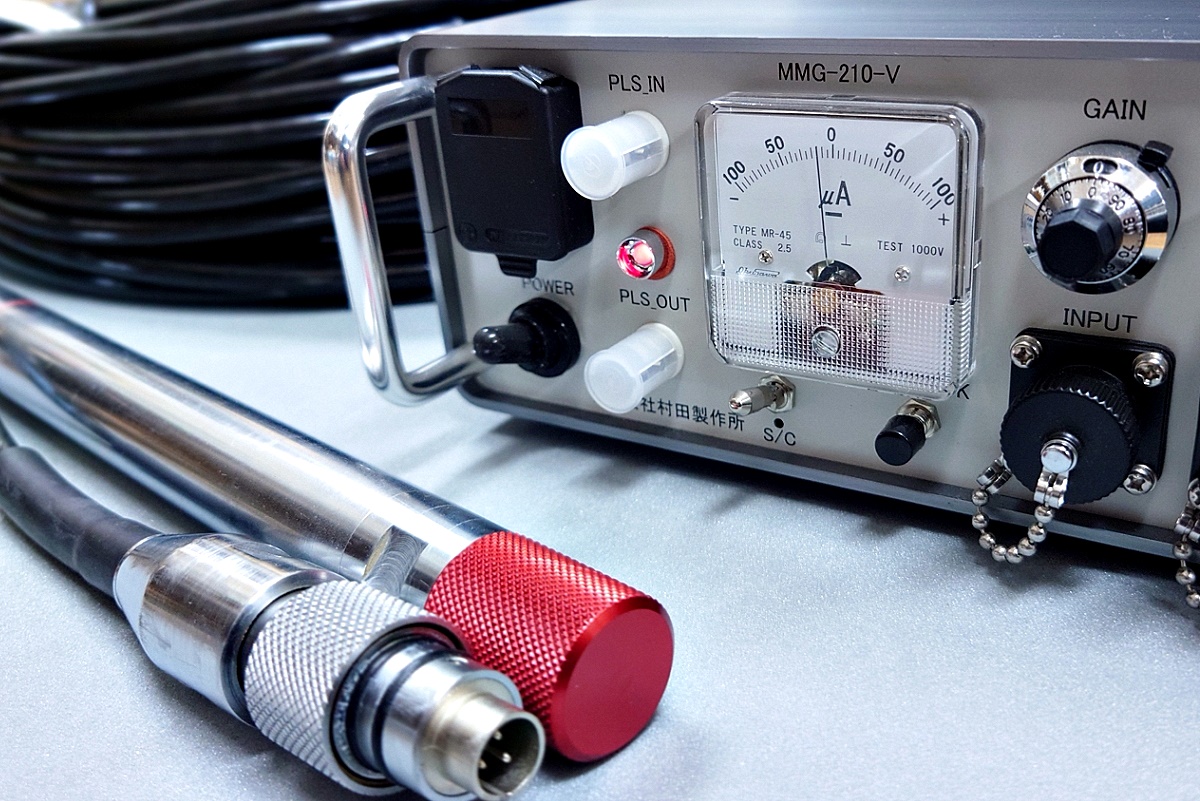 両コイル型磁気傾度計